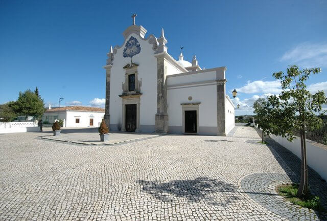 Iglesia São Lourenço de Almancil en Algarve