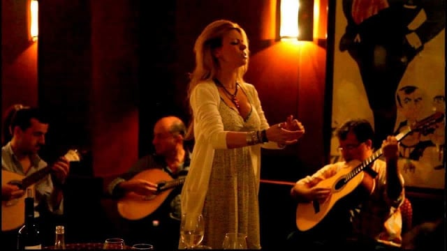 Noche de fado en Lisboa