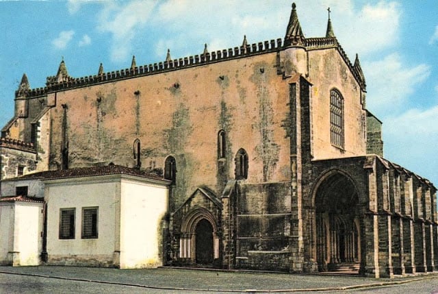 Iglesia de San Francisco en Évora